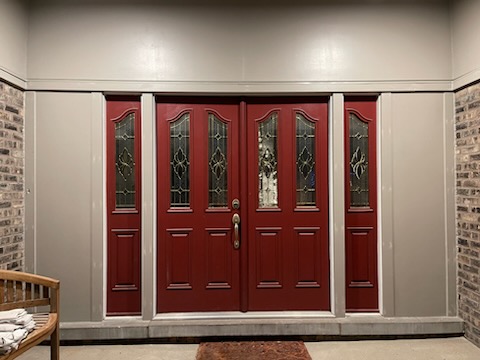 Double entry doors, decorative glass